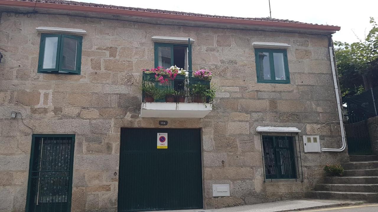 A Casa Do Santo Apartment Pontevedra Luaran gambar